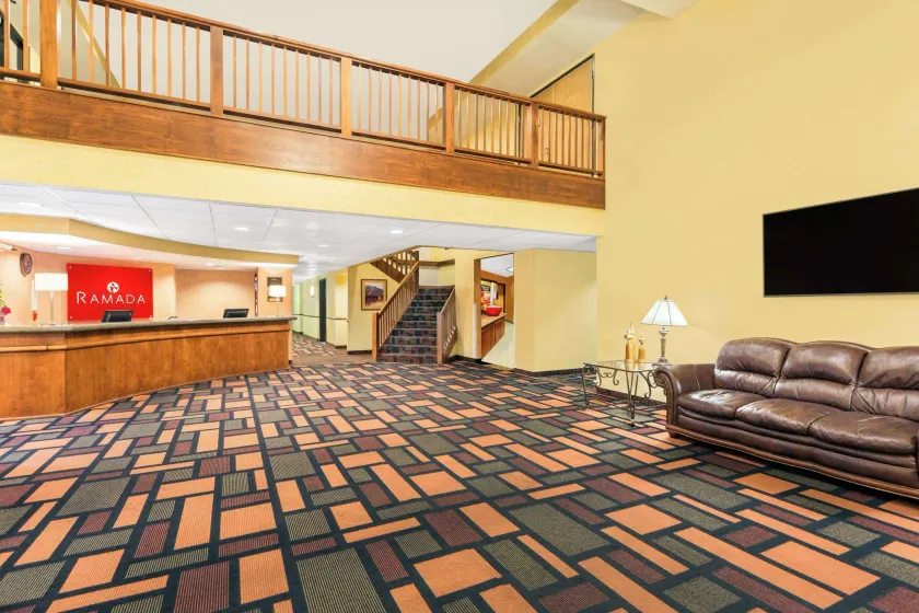 Ramada by Wyndham Kent Seattle Area - Image 1