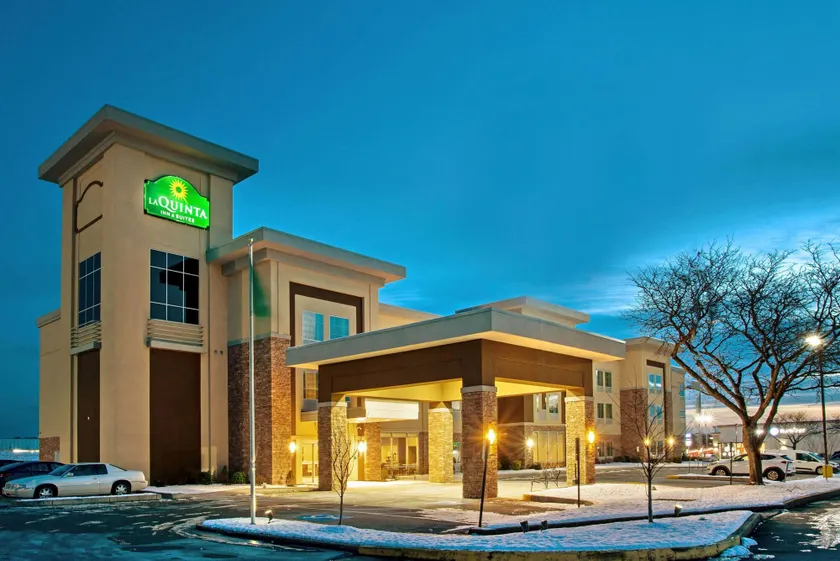 La Quinta by Wyndham York - Image 1