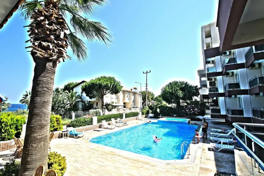 Oz Guzelcamli Otel - Image 1