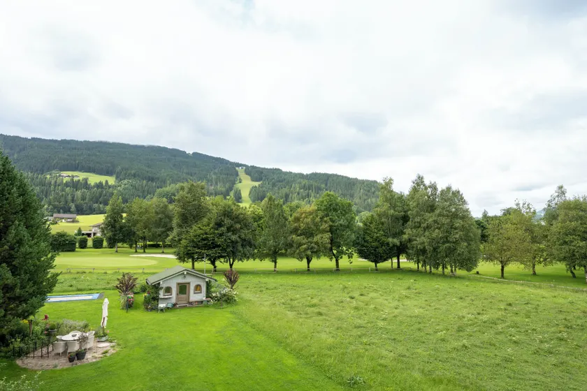 Hubengut Bed and Breakfast - Image 1