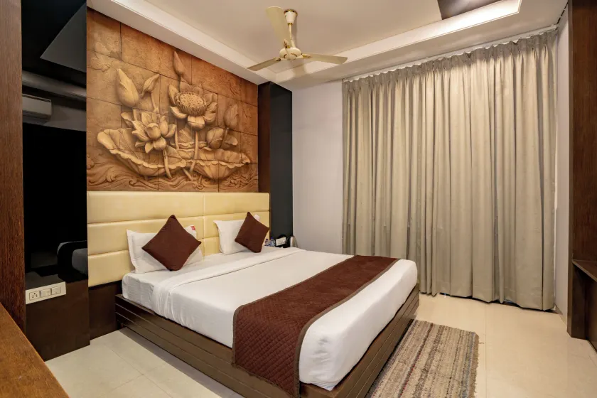 Hotel Sawamani and Restaurant - Image 1