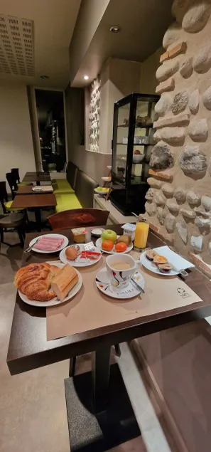 Hôtel Citotel de La Marne, Tarbes - Image 1