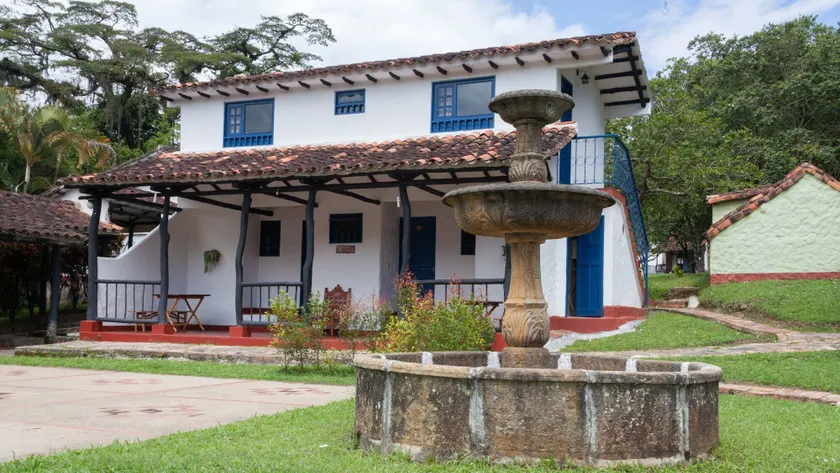 Hotel Campestre Los Arrayanes - Image 1