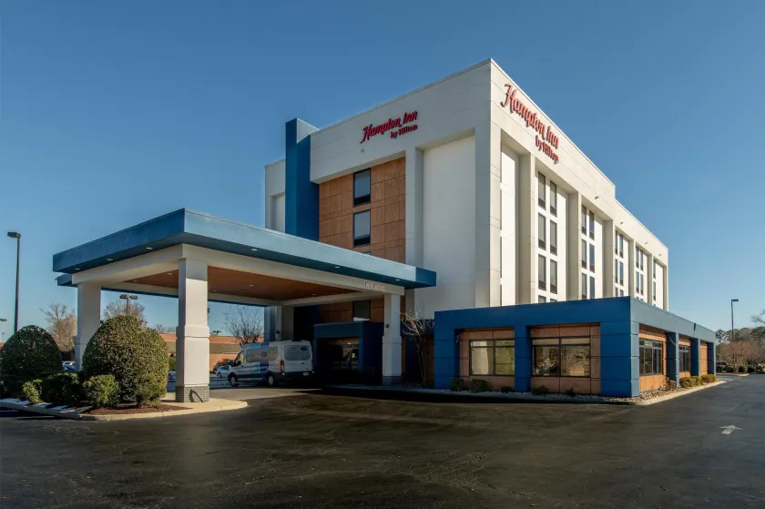 Hampton Inn Newport News-Yorktown - Image 1