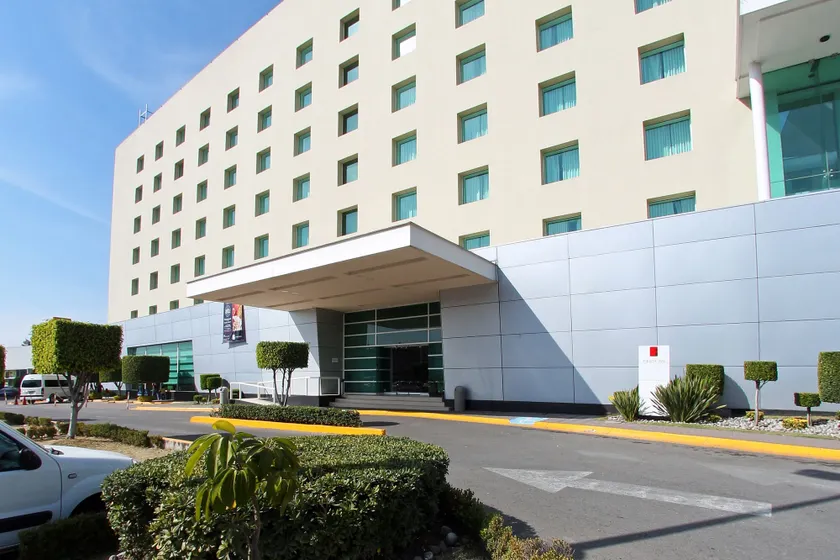 Fiesta Inn Cuautitlan - Image 1