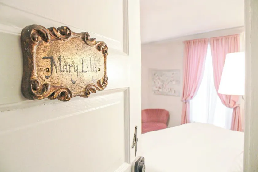 Inn on Charlotte Boutique Hotel - Image 1