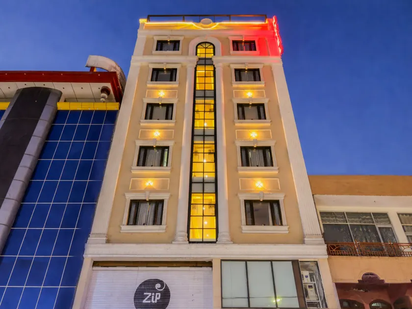 Zip by Spree Hotels R Group - Near Coaching Hub & Oxy Park - Image 1