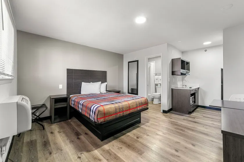 Southern Suites Forest Park - Image 1