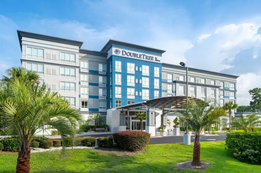 DoubleTree by Hilton Brunswick - Image 1