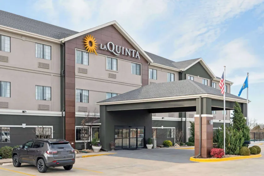 La Quinta by Wyndham Ada - Image 1