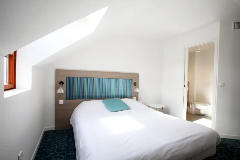 Hôtel REVOTEL - Image 1