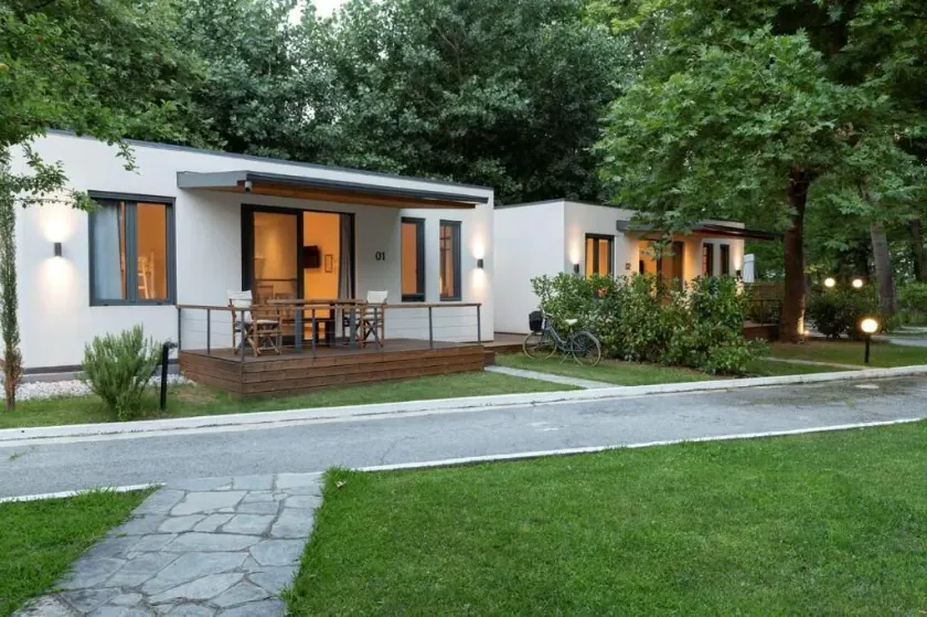 Gkaras Campsite & Apartments - Image 1