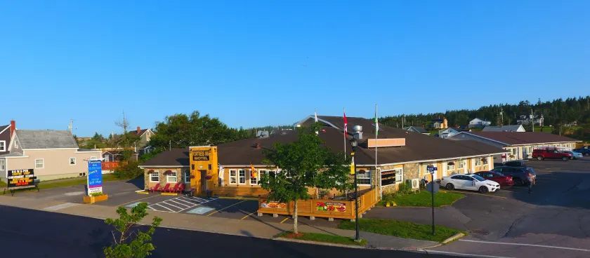 Fortress Inn Louisbourg - Image 1