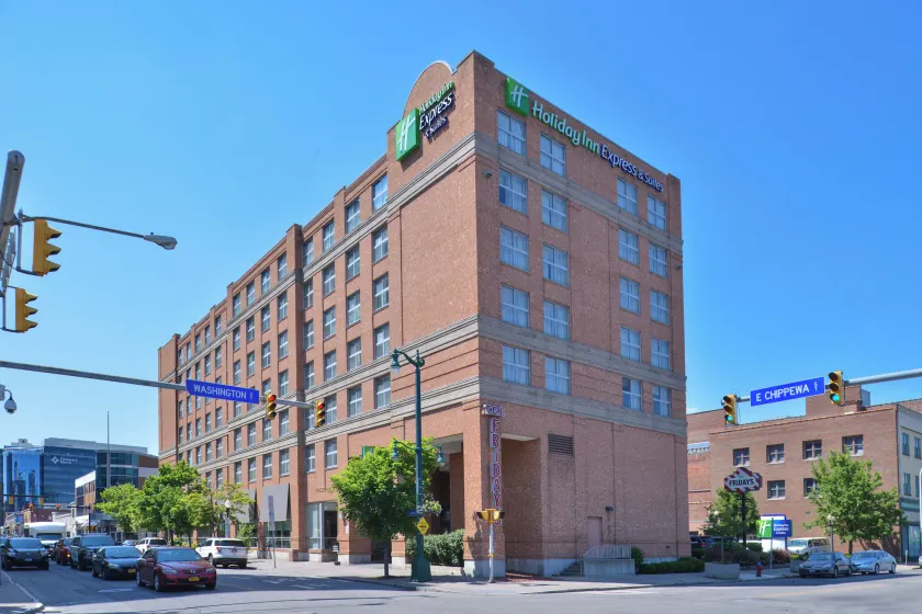 Holiday Inn Express & Suites Buffalo Downtown, NY - Image 1