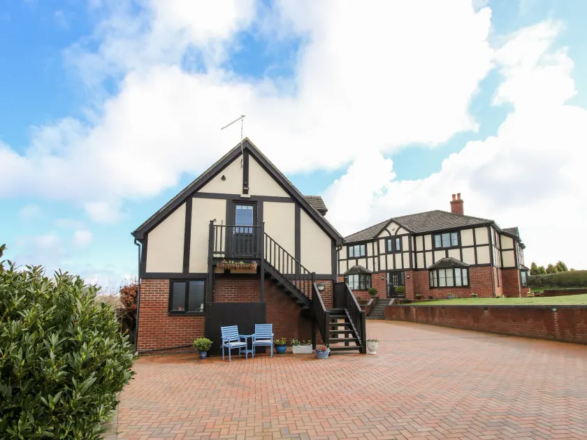The Wynnstead Annexe - Image 1