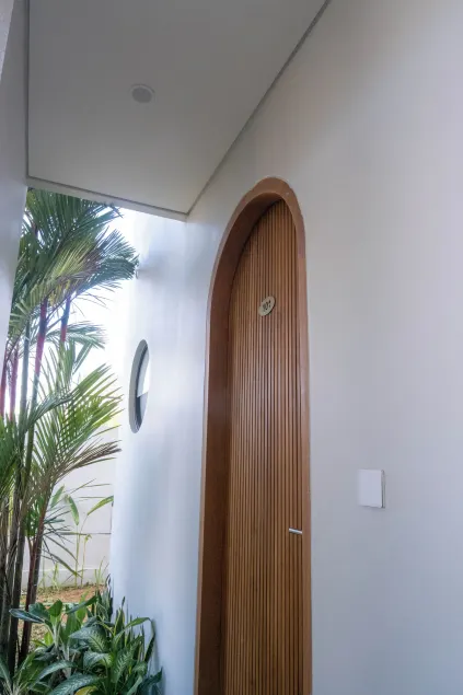 Sascanaluna Padma Bali - Image 1