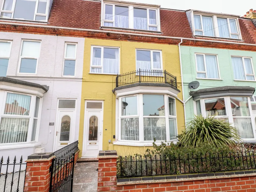 34 North Denes Road - Image 1