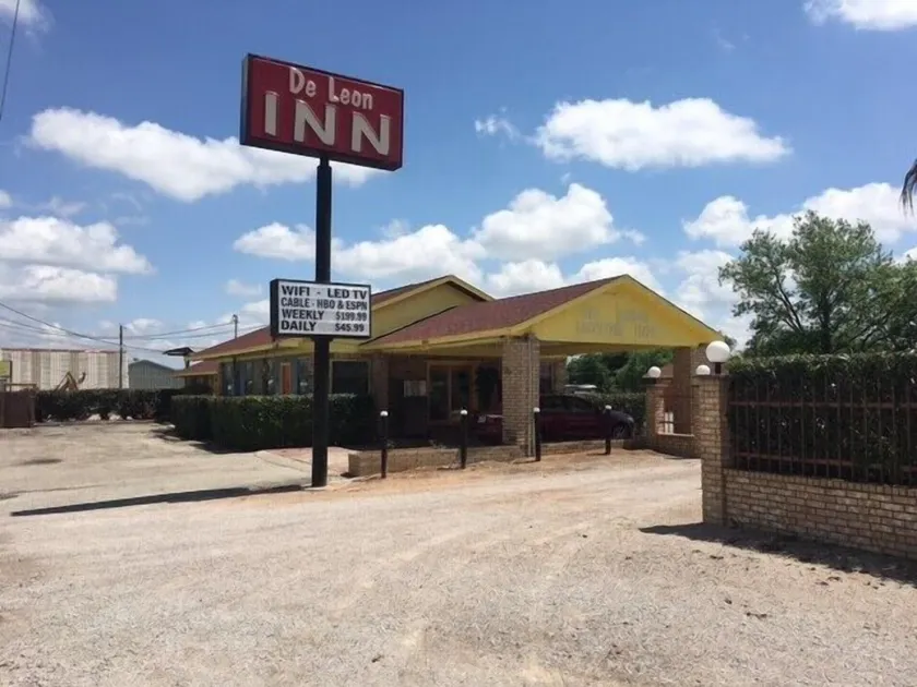De Leon Inn - Image 1