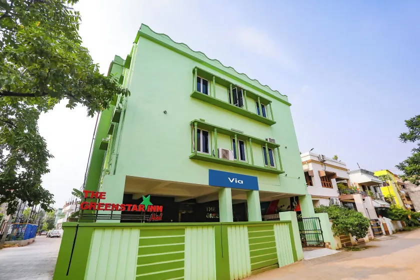 The Greenstar Inn - Image 1