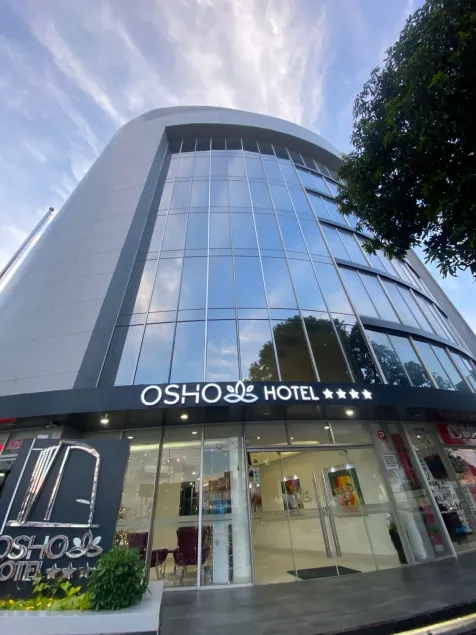 OSHO Hotel - Image 1