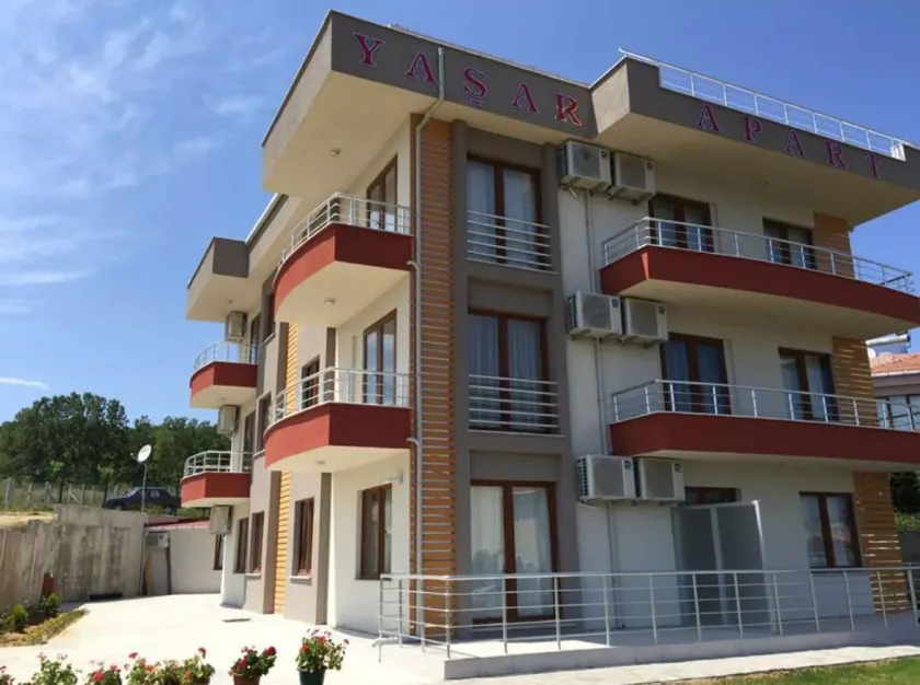 Yasar Apart - Image 1