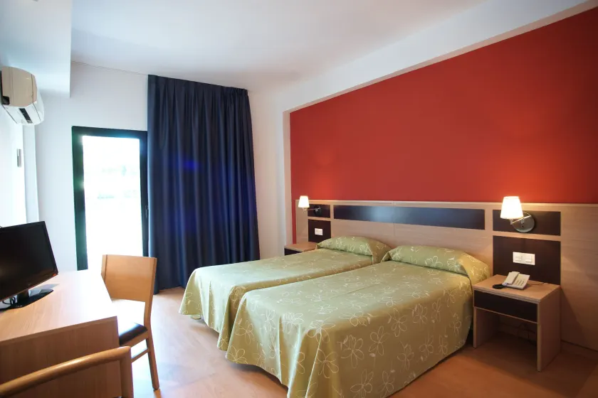 Hotel Golden - Image 1