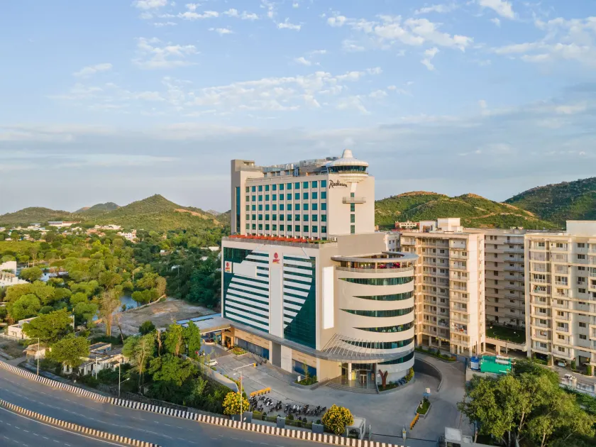 Radisson Hotel Nathdwara - Image 1