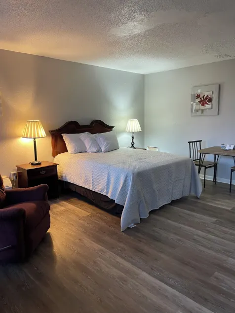 ANS INN & SUITES - Image 1