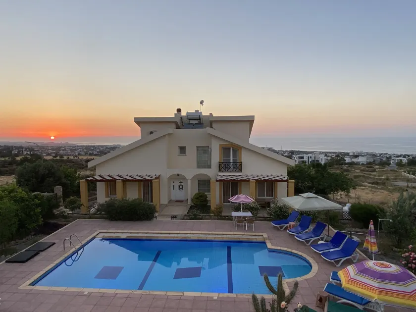 Sunset Villa Girne Cyprus - Image 1