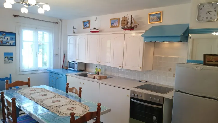 Bouganville Apartments - Image 1