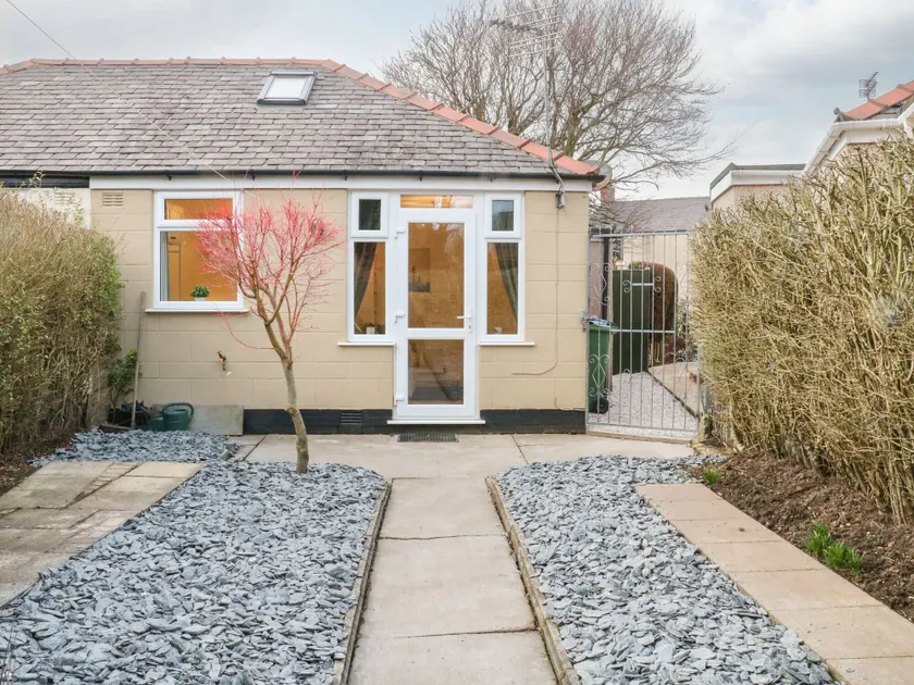 Hope Cottage - Image 1