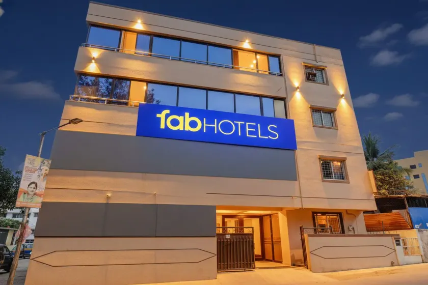 Fabhotel Dream Sky - Image 1