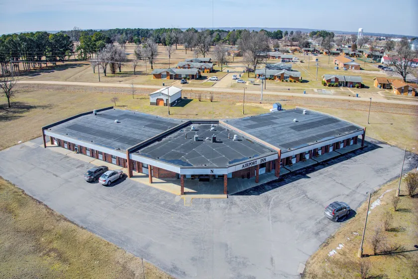 OYO Malden Airport Inn - Image 1