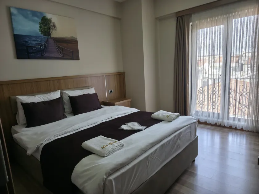 Hotel La SERA - Image 1