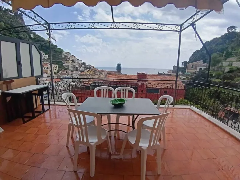 Penthouse in the historical center with sea view 5 minutes away,400mt, from main square - Image 1