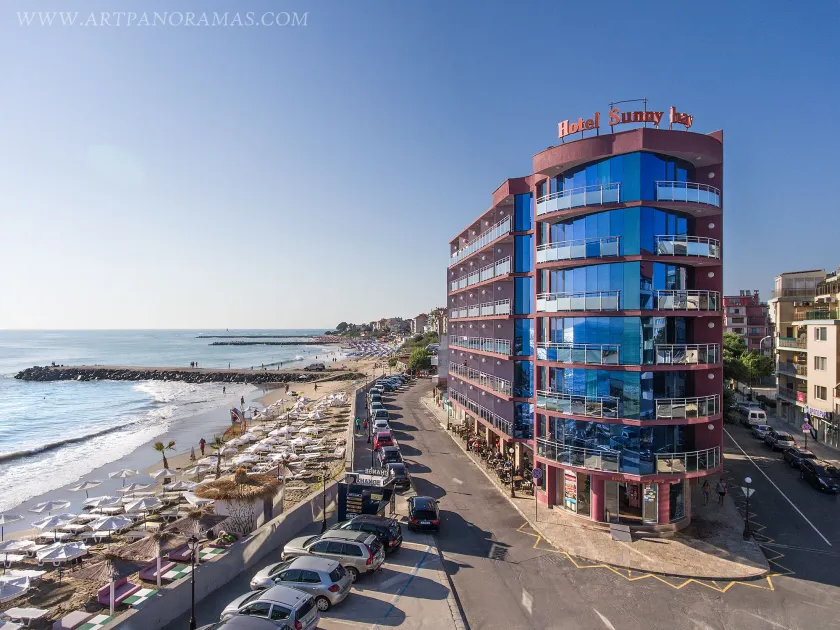 Hotel Sunny Bay Pomorie - Image 1