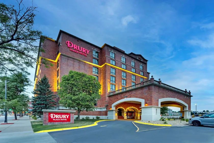 Drury Plaza Hotel St. Paul Downtown - Image 1