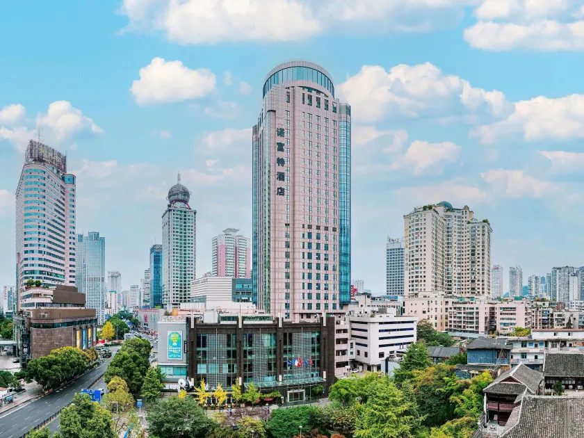 Novotel Guiyang Downtown - Image 1