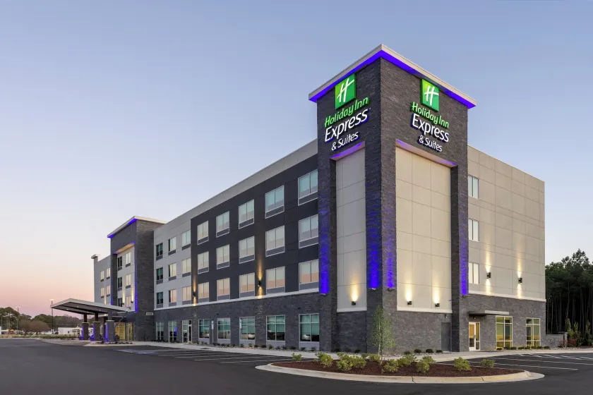 Holiday Inn Express & Suites Benson by IHG - Image 1