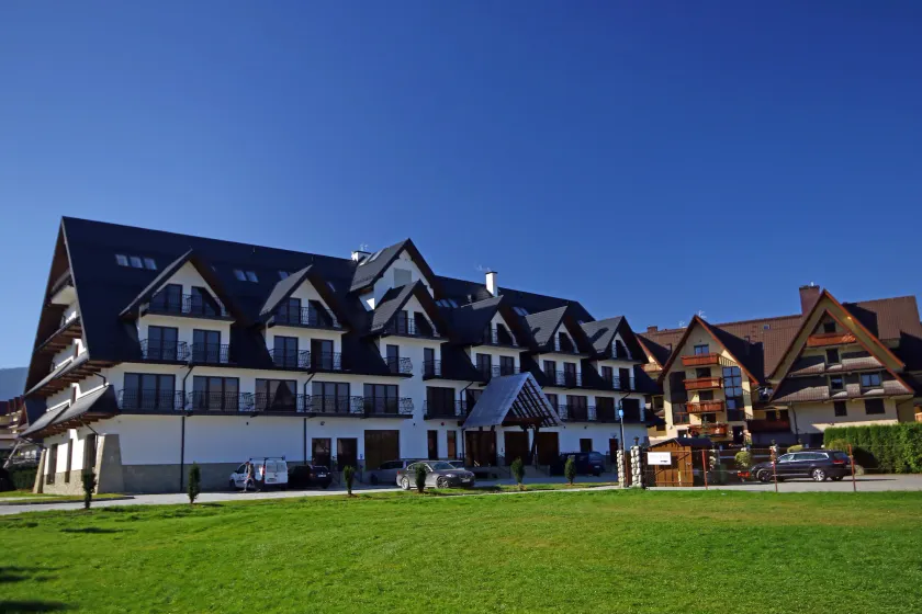 Hotel Paryski Art & Business Zakopane - Basen Jacuzzi Sauna Małpi Gaj - Image 1