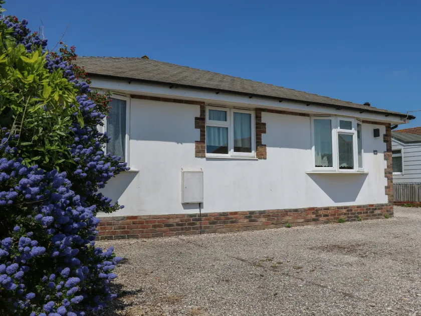 50 Harbour Road - Image 1