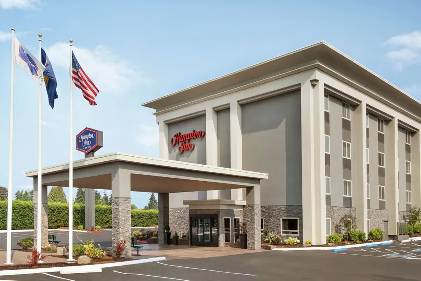 Hampton Inn Clackamas - Image 1