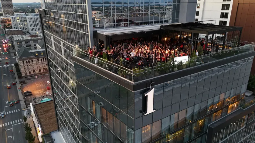 1 Hotel Nashville - Image 1