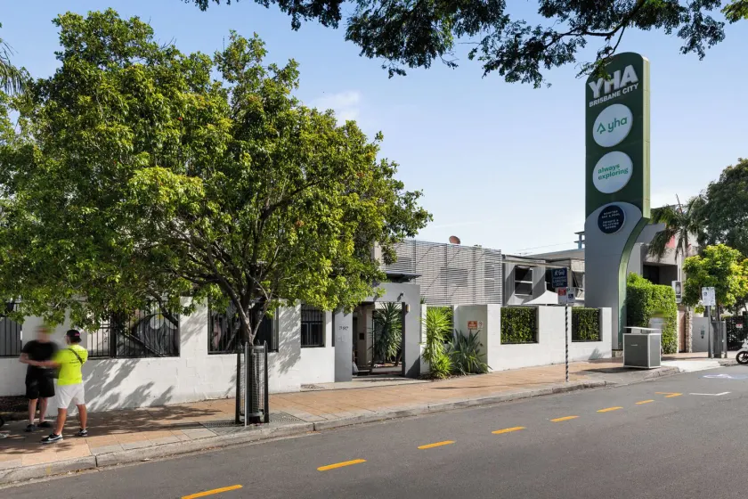 YHA Brisbane City - Image 1