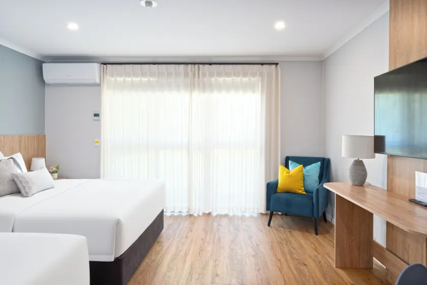 Albany Oak Motel - Image 1