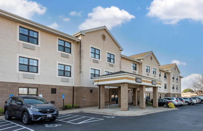 Extended Stay America Suites Rochester North - Image 1