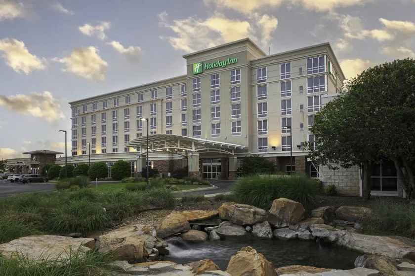 Holiday Inn Ardmore by IHG - Image 1