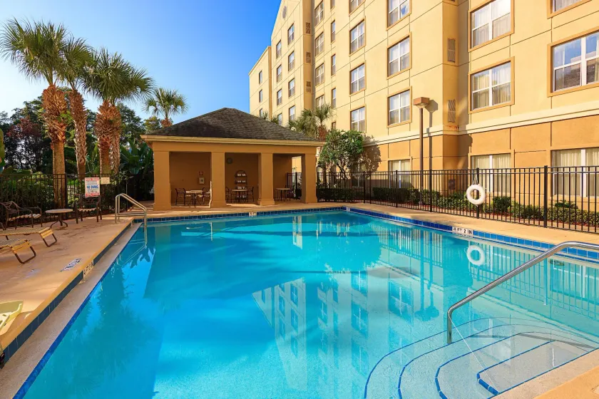 Homewood Suites by Hilton Orlando-Maitland - Image 1
