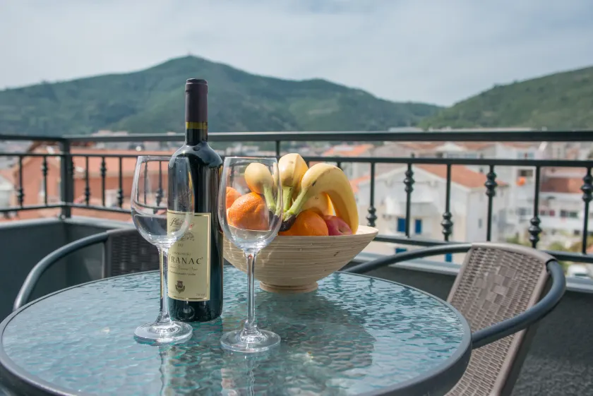 Apartments in Budva - Image 1