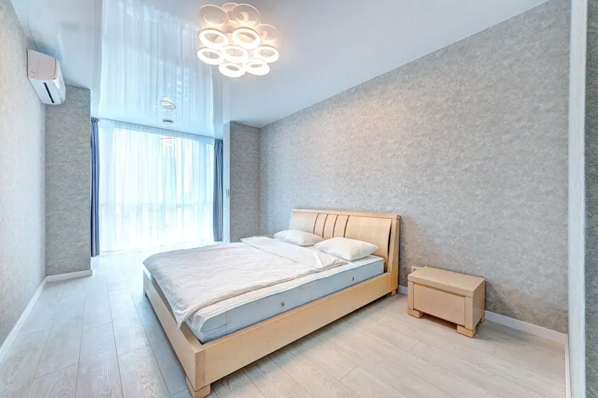 Apartment Voskresenska 18 , Парковые Озера - Image 1